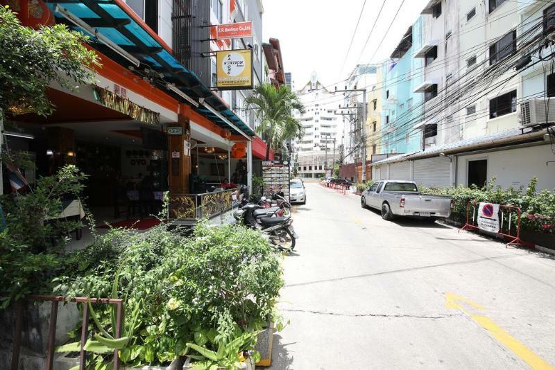 Oyo 126 Station House 2* Patong