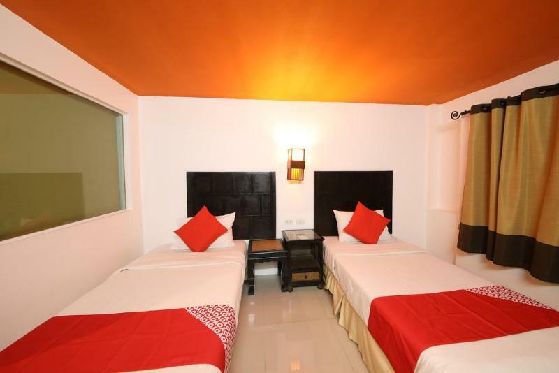 Hotel Oyo 126 Station House Patong